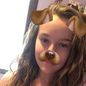 Meet your Posher, Ella