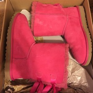 Pink Bailey Bow Uggs