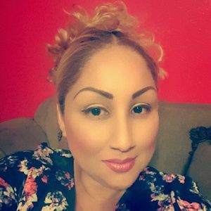 Meet your Posher, Maria