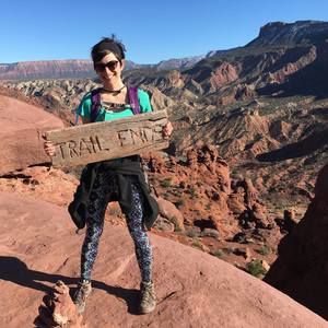 Meet your Posher, Cayla