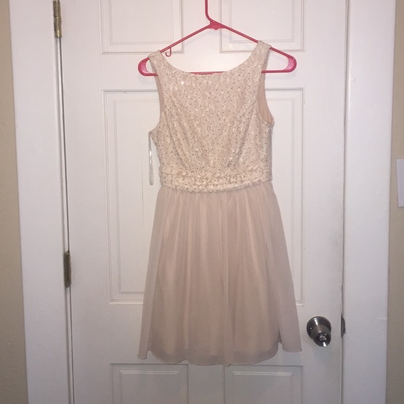 Speechless formal dress. Champagne color.