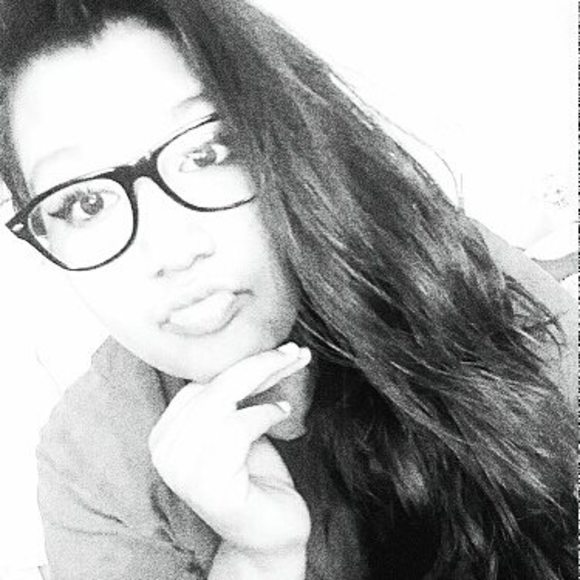 Meet your Posher, Mannette - Picture 1 of 1