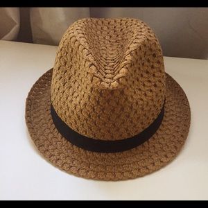 Straw Fedora Hat 🎩