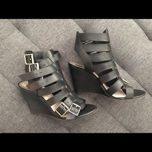Vince Camuto Wedges