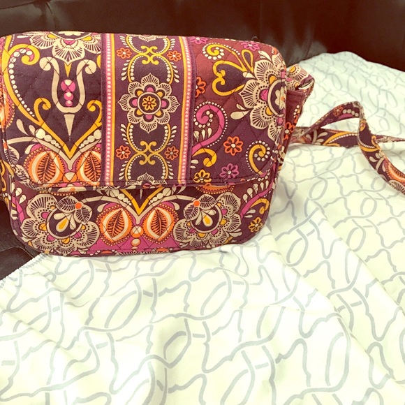 Vera Bradley cross body purse - Picture 1 of 3