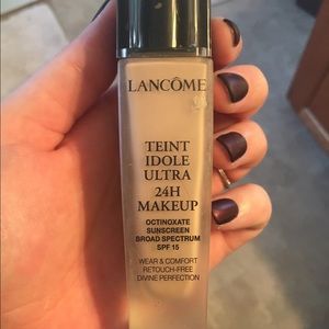 Lancôme Teint Idole 220