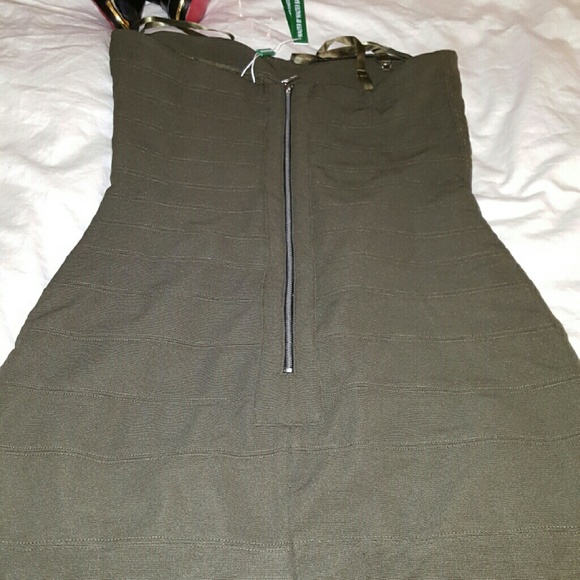 Walter by Walter  Baker Drezz size M - Picture 3 of 4