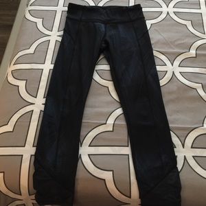 Lululemon size 4 pace rival crops