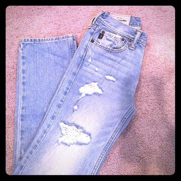 A&F distressed jeans . Worn once. Like new!