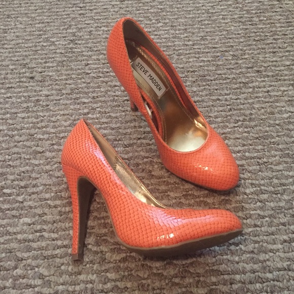 Steve Madden heels