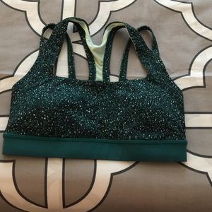 Lululemon size 2 sports bra