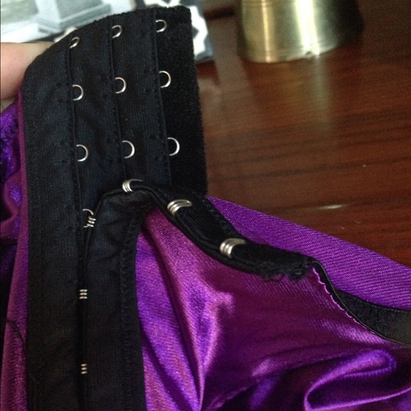 SOLD. Purple Corset with Boning - Picture 3 of 4