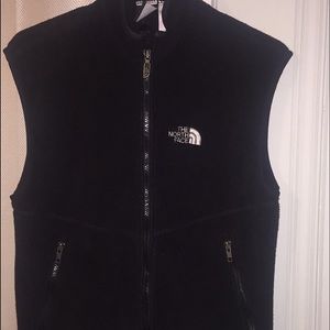 North face vest!!