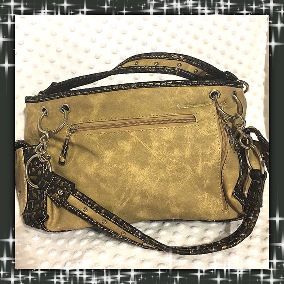 ✨NWT✨Beige Western 'Cross' Handbag - Picture 2 of 4