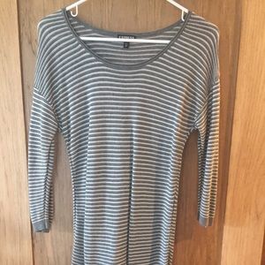 Asymmetrical hem tunic S