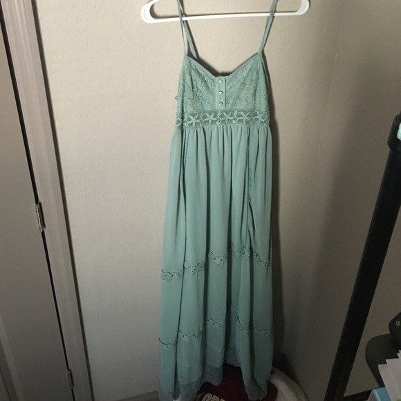 Tobi Green Lace Maxi Dress