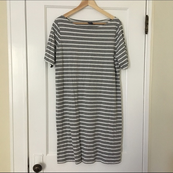 Gap Maternity 1/2 sleeve boat neck jersey dress