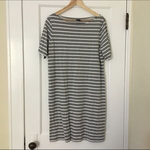 Gap Maternity 1/2 sleeve boat neck jersey dress