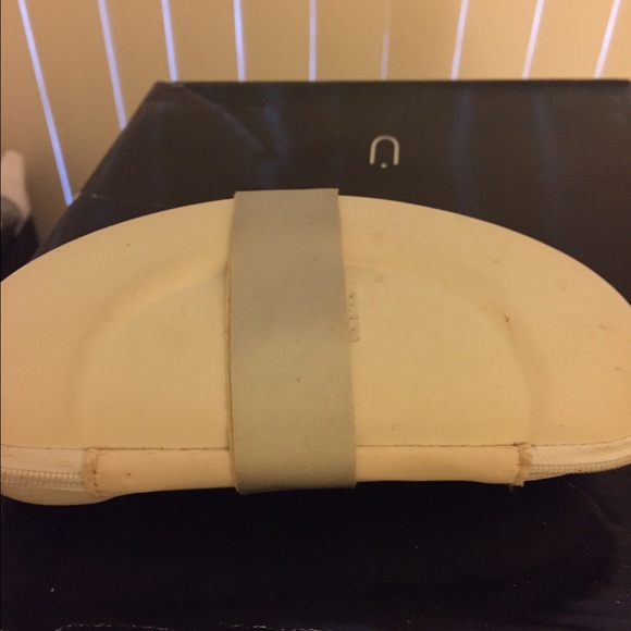 D&G Dolce and Gabbana sunglasses - Picture 4 of 4