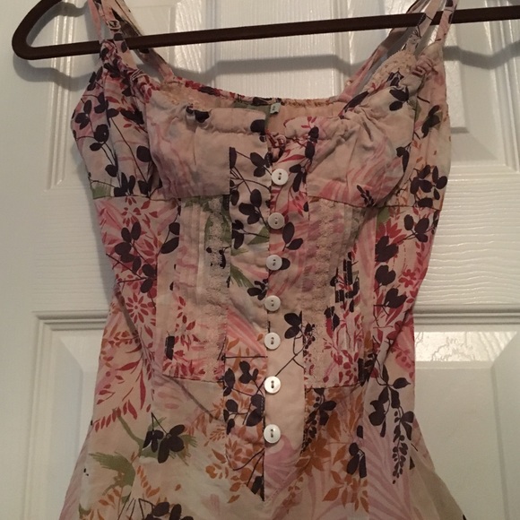 Floral blouse size 2 - Picture 2 of 3