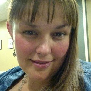 Meet your Posher, Lois