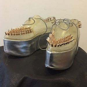 Jeffery Campbell Sting in Gold