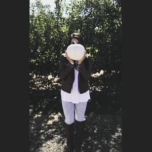 Meet your Posher, Dominique