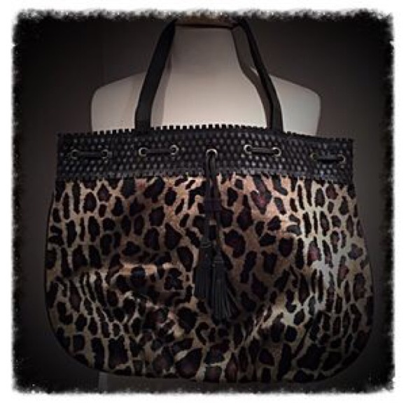 ❌ SOLD Lancome purse❌