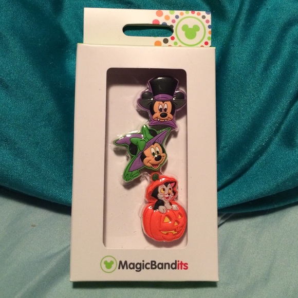Halloween MagicBandits