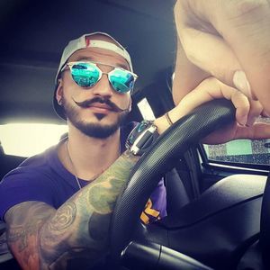 Meet your Posher, Julian