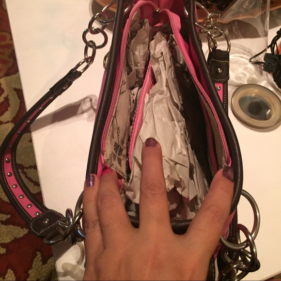 Leather studded purse. Super cute! Brand new ! - Picture 4 of 4