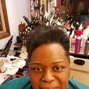 Meet your Posher, Alecia