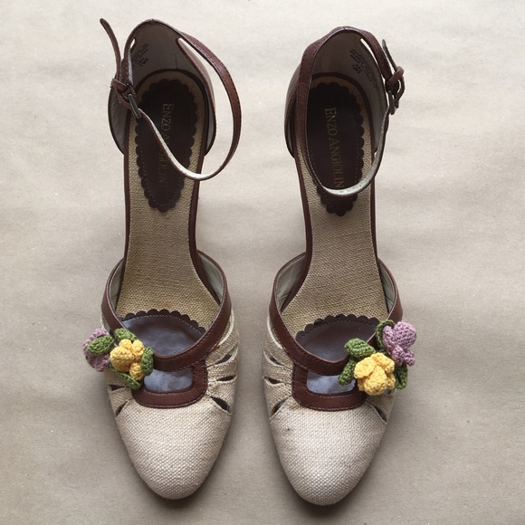 [ ENZO ANGIOLINI Leather Canvas Floral Heels ] 7.5 - Picture 5 of 7