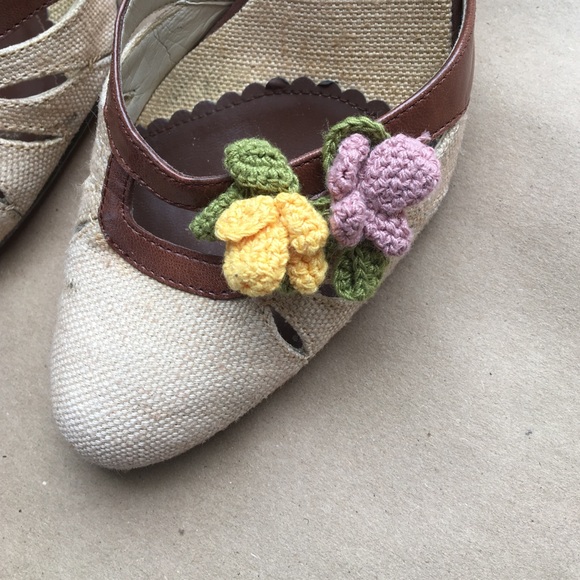 [ ENZO ANGIOLINI Leather Canvas Floral Heels ] 7.5 - Picture 6 of 7