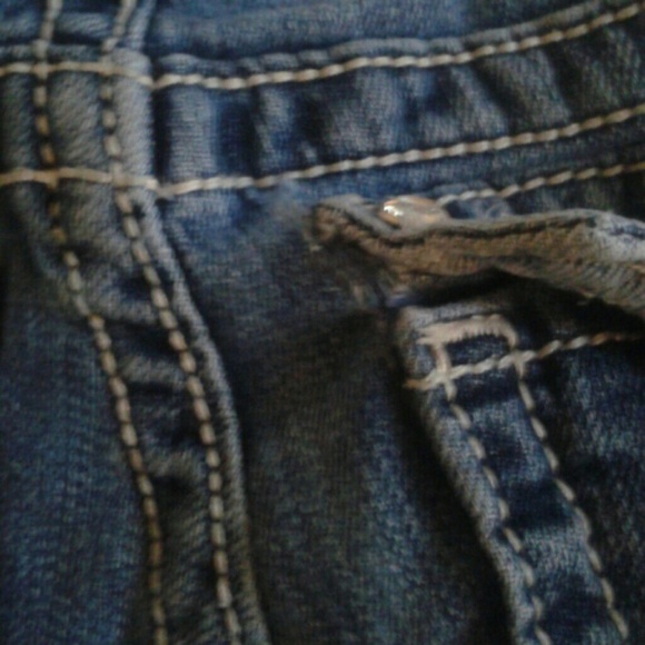 Jeans - Picture 2 of 3