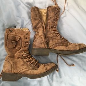 Roxy distressed combat boots