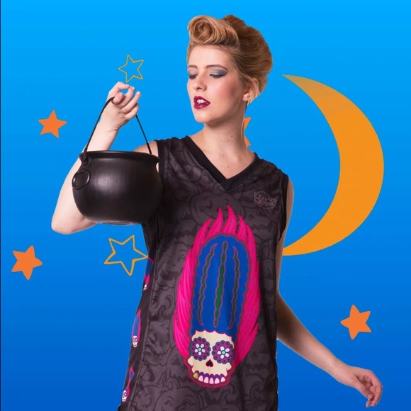 BNWT Living Dead Clothing Marge Simpson Rainmaker