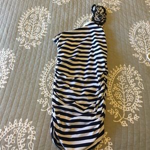 One shoulder tank!