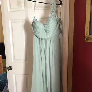 Mint Green Dress. *NEVER WORN*