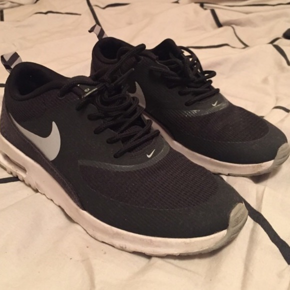 Black Air Max Nike Thea Size 6