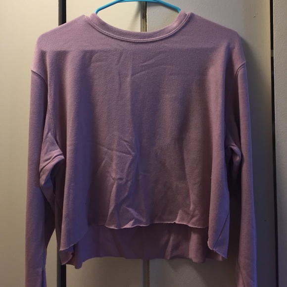 Brandy Melville cropped sweater ❤FLASH SALE❤