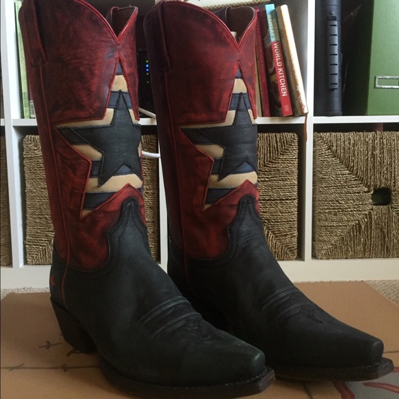 Redneck Riviera Cowboy boots with stars!