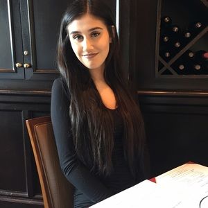 Meet your Posher, Amara