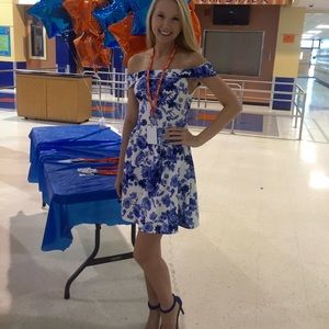 Meet your Posher, Kayla