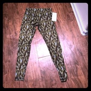 NWT lululemon wunder under pant*fullux 💕
