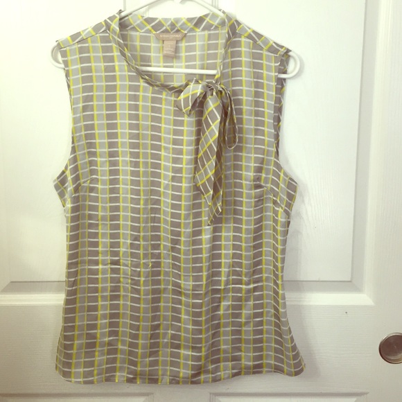Banana Republic. Sleeveless top