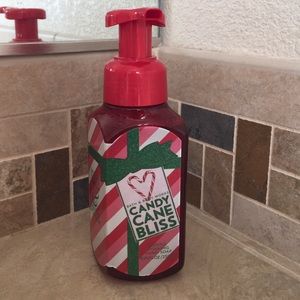 Bath and body works hand soap