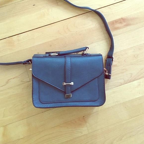 Green purse
