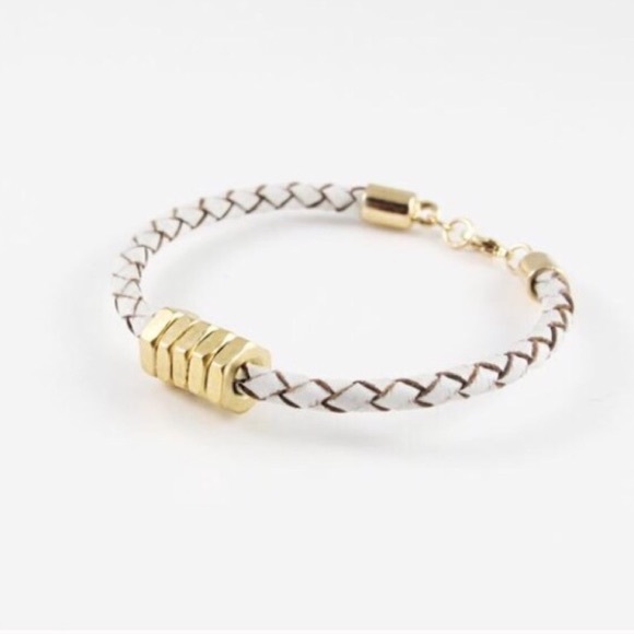 Honeybee Bracelet - White - Picture 4 of 8