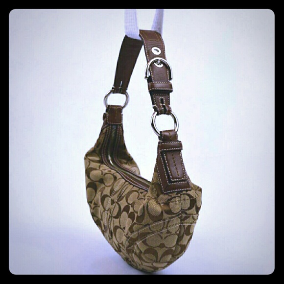 Coach purse!! GREAT CONDITION!